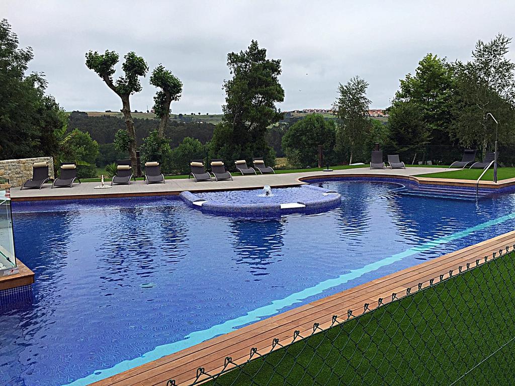 Hotel Marfrei Hinojedo Luaran gambar