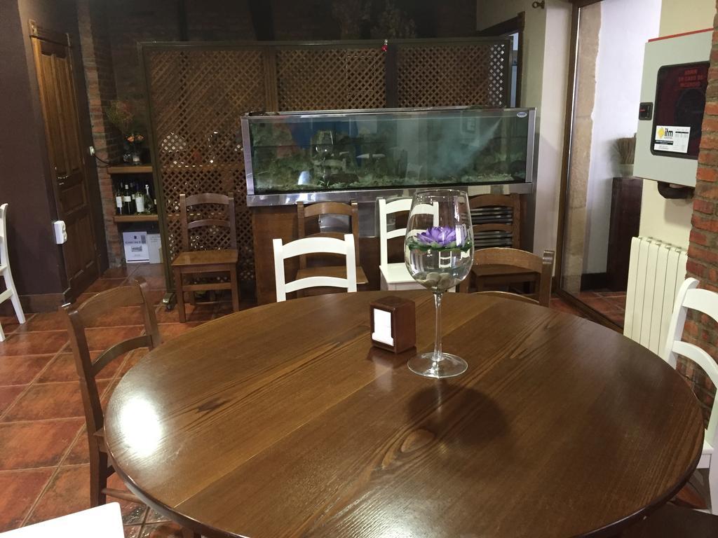 Hotel Marfrei Hinojedo Luaran gambar