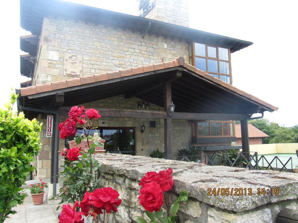 Hotel Marfrei Hinojedo Luaran gambar