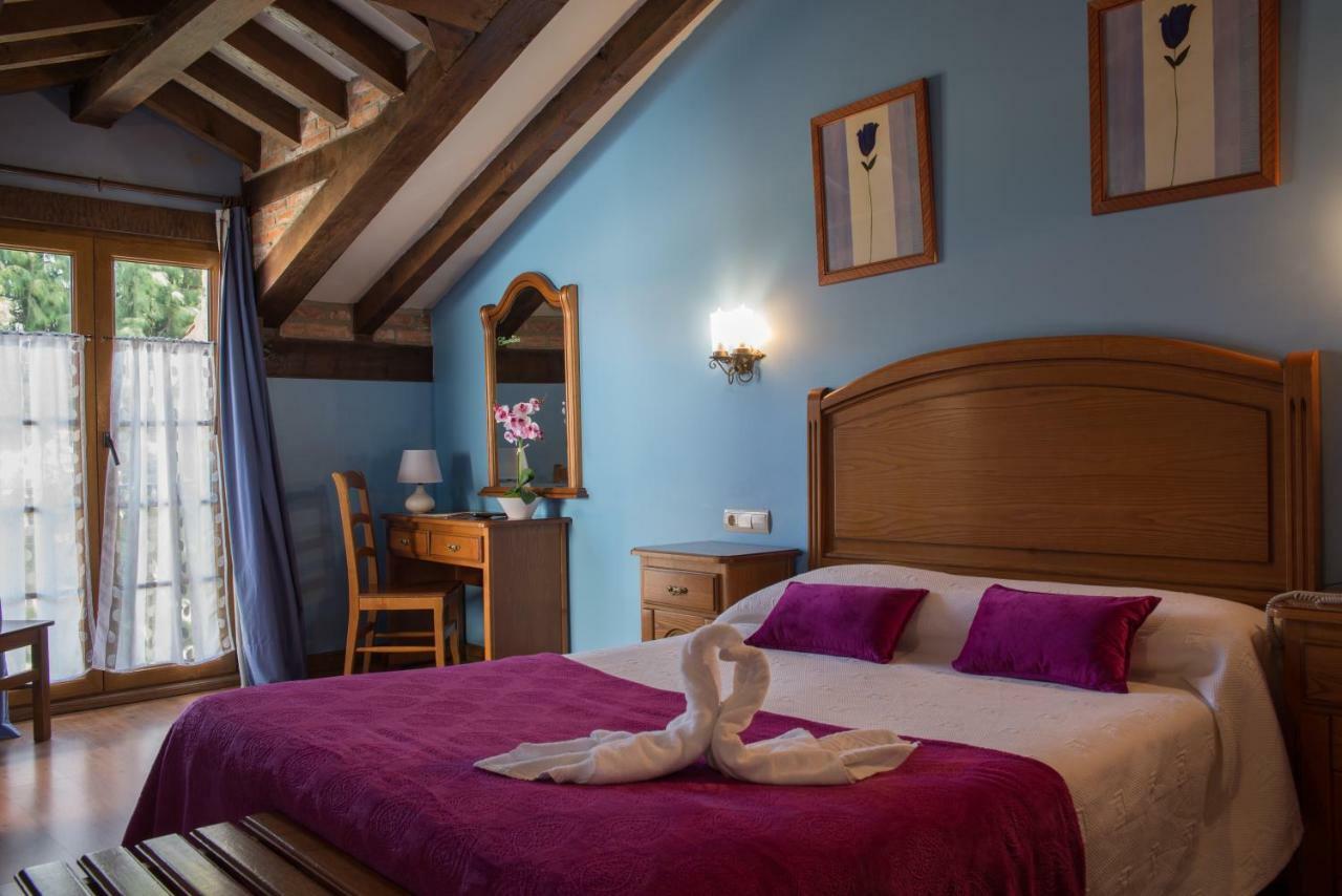 Hotel Marfrei Hinojedo Luaran gambar